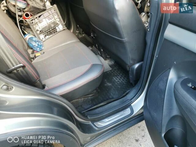 Серый Киа Соренто, объемом двигателя 2.4 л и пробегом 277 тыс. км за 11300 $, фото 20 на Automoto.ua