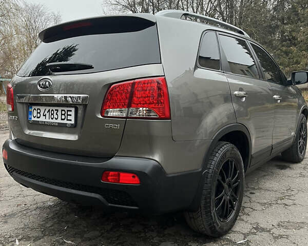 Серый Киа Соренто, объемом двигателя 2.2 л и пробегом 193 тыс. км за 12850 $, фото 4 на Automoto.ua