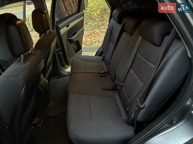 Серый Киа Соренто, объемом двигателя 2.2 л и пробегом 280 тыс. км за 12300 $, фото 70 на Automoto.ua