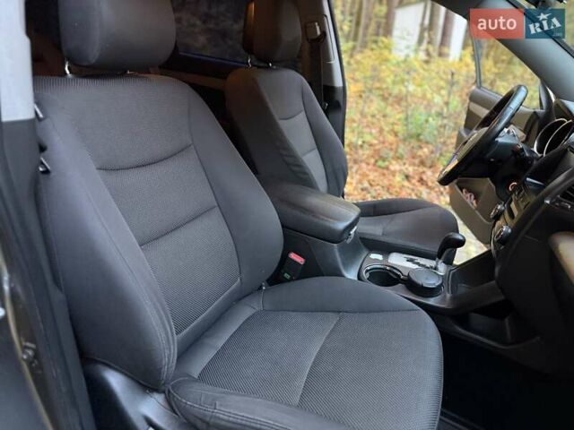 Серый Киа Соренто, объемом двигателя 2.2 л и пробегом 280 тыс. км за 12300 $, фото 62 на Automoto.ua