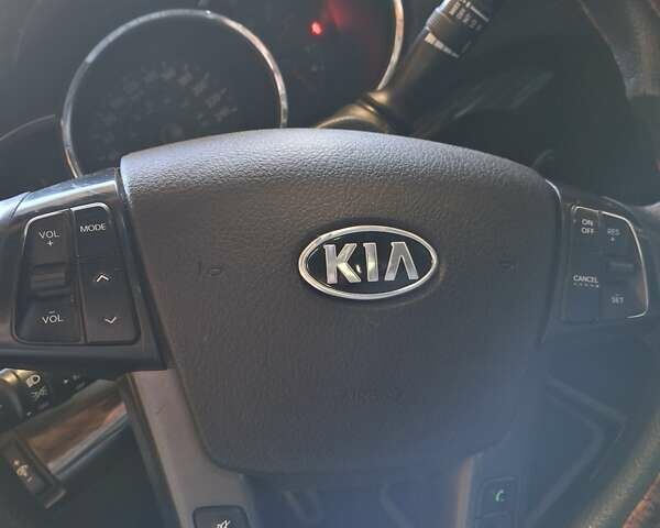 Сірий Кіа Соренто, об'ємом двигуна 2.4 л та пробігом 215 тис. км за 10500 $, фото 6 на Automoto.ua