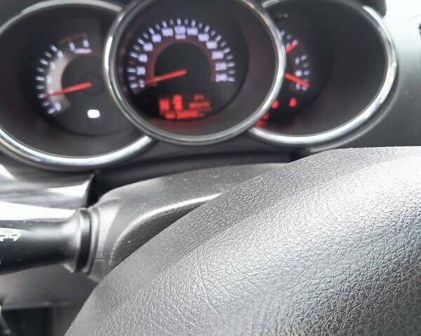 Серый Киа Соренто, объемом двигателя 2 л и пробегом 269 тыс. км за 12900 $, фото 8 на Automoto.ua