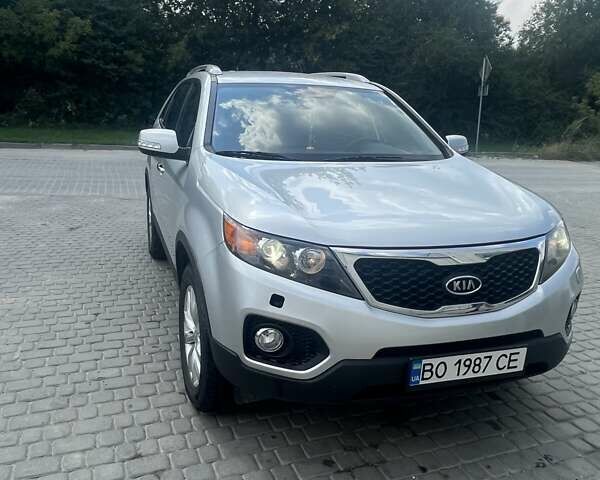 Сірий Кіа Соренто, об'ємом двигуна 2.2 л та пробігом 245 тис. км за 15000 $, фото 1 на Automoto.ua