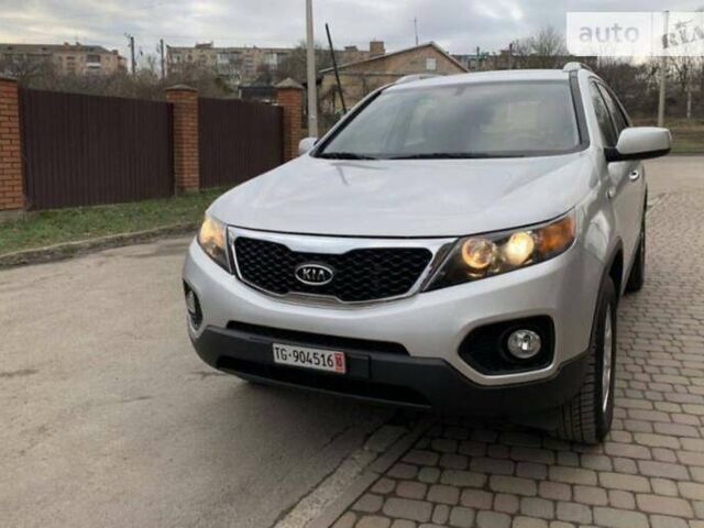 Серый Киа Соренто, объемом двигателя 2.2 л и пробегом 229 тыс. км за 13000 $, фото 16 на Automoto.ua