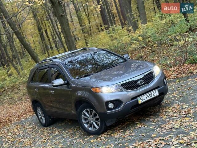 Киа Соренто 2011 в Львове на Automoto.ua Серый Киа Соренто, объемом двигателя 2.2 л и пробегом 280 тыс. км за 12999 $, фото 53 на Automoto.ua