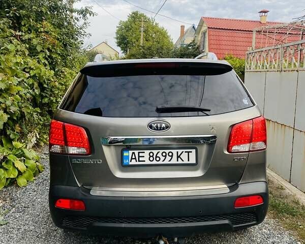 Серый Киа Соренто, объемом двигателя 2.2 л и пробегом 256 тыс. км за 14500 $, фото 1 на Automoto.ua