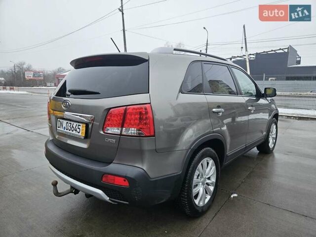 Серый Киа Соренто, объемом двигателя 2.2 л и пробегом 209 тыс. км за 13300 $, фото 9 на Automoto.ua