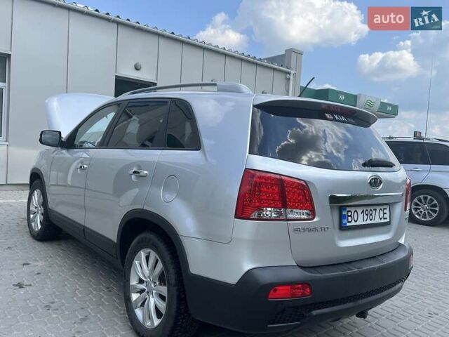 Сірий Кіа Соренто, об'ємом двигуна 2.2 л та пробігом 245 тис. км за 15000 $, фото 10 на Automoto.ua