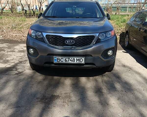 Серый Киа Соренто, объемом двигателя 2.4 л и пробегом 263 тыс. км за 10700 $, фото 5 на Automoto.ua