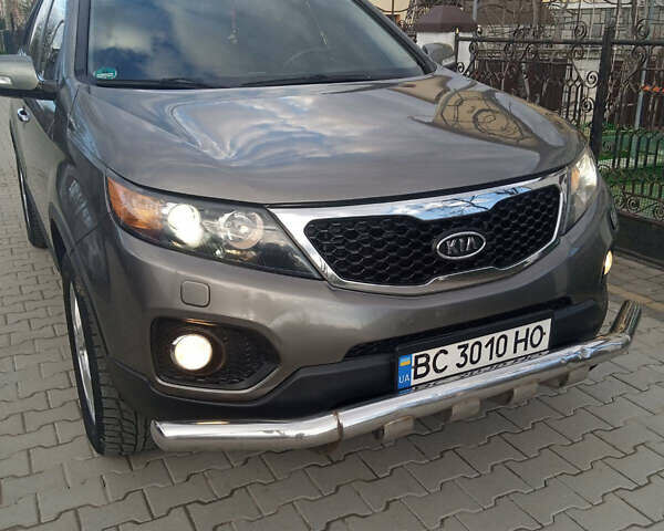 Серый Киа Соренто, объемом двигателя 2.2 л и пробегом 220 тыс. км за 11900 $, фото 1 на Automoto.ua
