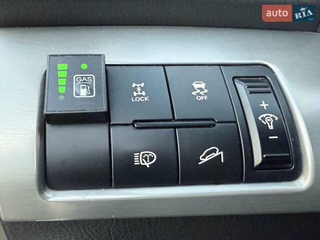 Сірий Кіа Соренто, об'ємом двигуна 2.36 л та пробігом 240 тис. км за 11800 $, фото 44 на Automoto.ua