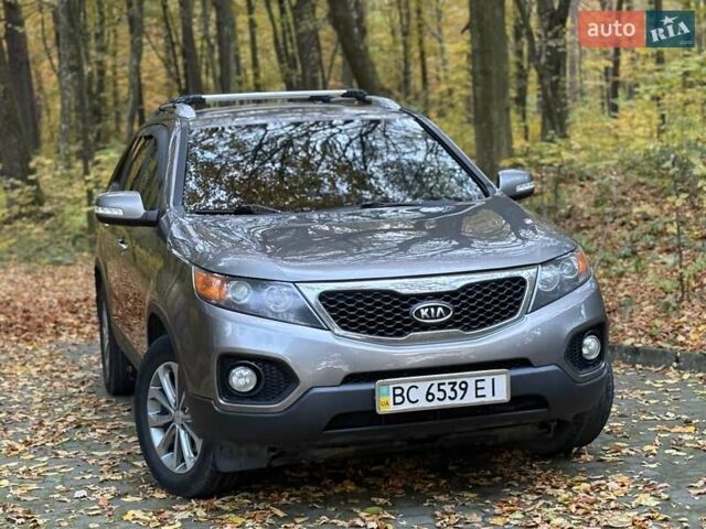 Серый Киа Соренто, объемом двигателя 2.2 л и пробегом 280 тыс. км за 12300 $, фото 22 на Automoto.ua