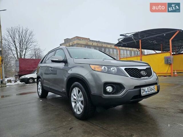 Серый Киа Соренто, объемом двигателя 2.2 л и пробегом 209 тыс. км за 13300 $, фото 1 на Automoto.ua