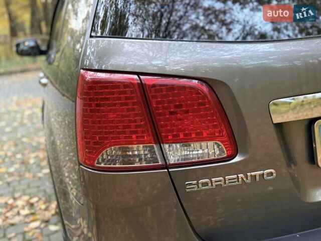 Серый Киа Соренто, объемом двигателя 2.2 л и пробегом 280 тыс. км за 12300 $, фото 40 на Automoto.ua