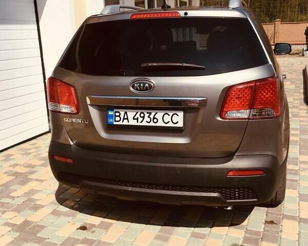 Сірий Кіа Соренто, об'ємом двигуна 2.36 л та пробігом 150 тис. км за 13000 $, фото 5 на Automoto.ua