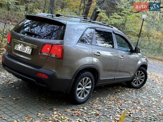 Киа Соренто 2011 в Львове на Automoto.ua Серый Киа Соренто, объемом двигателя 2.2 л и пробегом 280 тыс. км за 12999 $, фото 60 на Automoto.ua