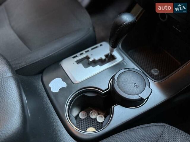 Серый Киа Соренто, объемом двигателя 2.2 л и пробегом 280 тыс. км за 12300 $, фото 55 на Automoto.ua