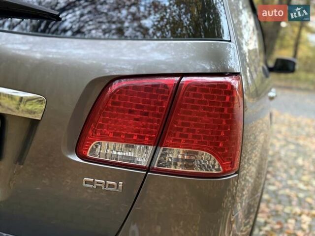 Серый Киа Соренто, объемом двигателя 2.2 л и пробегом 280 тыс. км за 12300 $, фото 39 на Automoto.ua