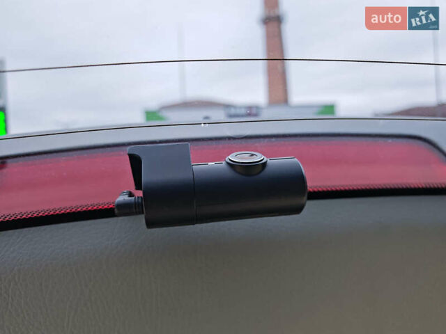 Серый Киа Соренто, объемом двигателя 2.2 л и пробегом 145 тыс. км за 15500 $, фото 22 на Automoto.ua