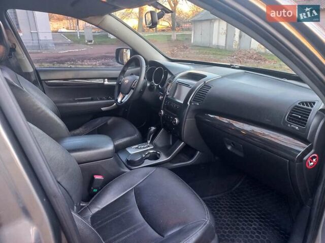 Серый Киа Соренто, объемом двигателя 2.2 л и пробегом 173 тыс. км за 14300 $, фото 6 на Automoto.ua