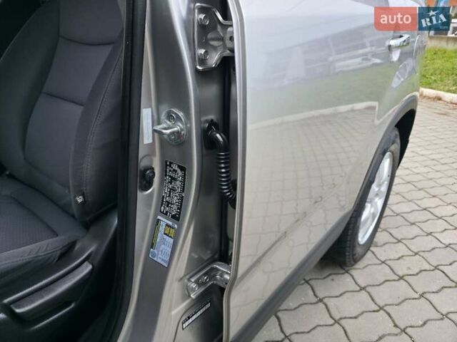 Сірий Кіа Соренто, об'ємом двигуна 2.4 л та пробігом 233 тис. км за 9999 $, фото 67 на Automoto.ua