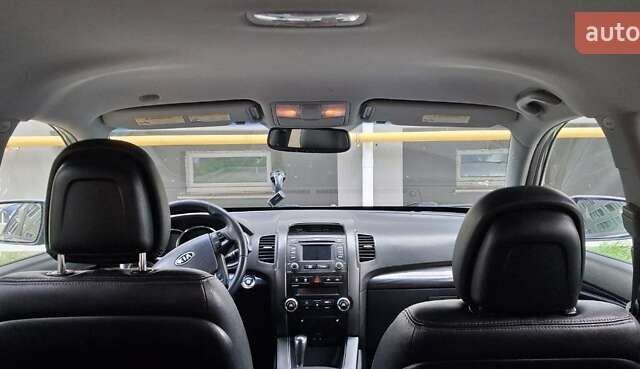 Сірий Кіа Соренто, об'ємом двигуна 2.36 л та пробігом 162 тис. км за 11500 $, фото 18 на Automoto.ua