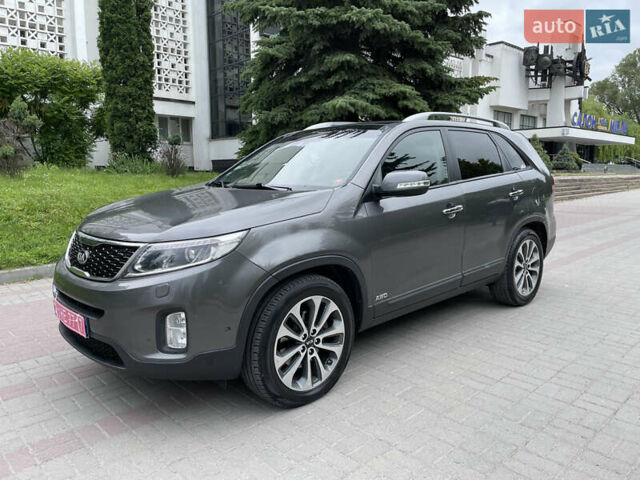 Сірий Кіа Соренто, об'ємом двигуна 2.2 л та пробігом 258 тис. км за 16450 $, фото 3 на Automoto.ua