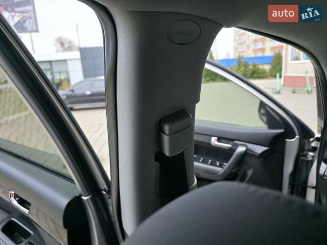 Сірий Кіа Соренто, об'ємом двигуна 2.4 л та пробігом 233 тис. км за 9999 $, фото 53 на Automoto.ua