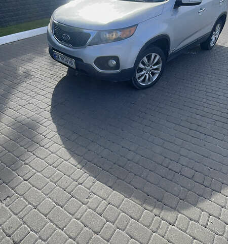 Сірий Кіа Соренто, об'ємом двигуна 2.2 л та пробігом 370 тис. км за 11400 $, фото 1 на Automoto.ua