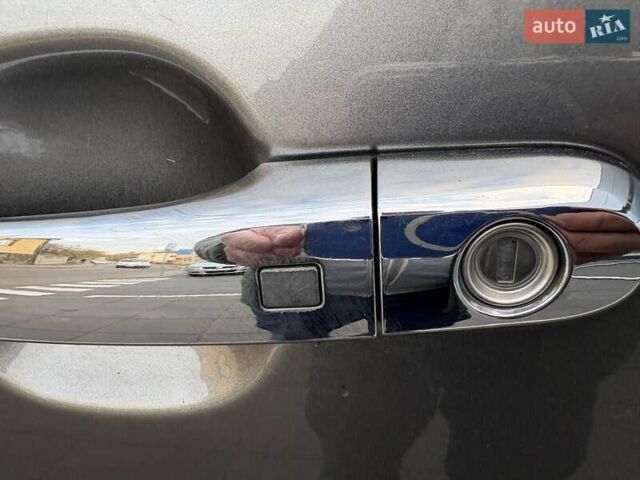 Сірий Кіа Соренто, об'ємом двигуна 2.2 л та пробігом 199 тис. км за 13600 $, фото 27 на Automoto.ua