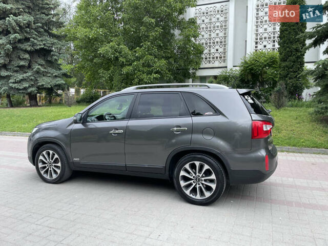 Сірий Кіа Соренто, об'ємом двигуна 2.2 л та пробігом 258 тис. км за 16450 $, фото 4 на Automoto.ua