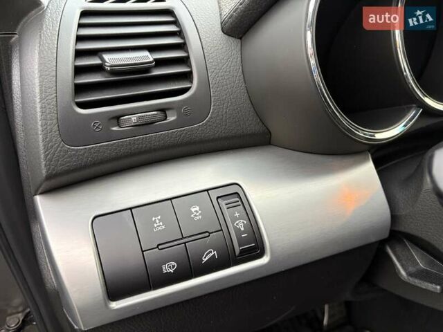 Сірий Кіа Соренто, об'ємом двигуна 2.2 л та пробігом 199 тис. км за 13600 $, фото 16 на Automoto.ua