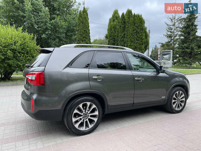Сірий Кіа Соренто, об'ємом двигуна 2.2 л та пробігом 258 тис. км за 16450 $, фото 6 на Automoto.ua