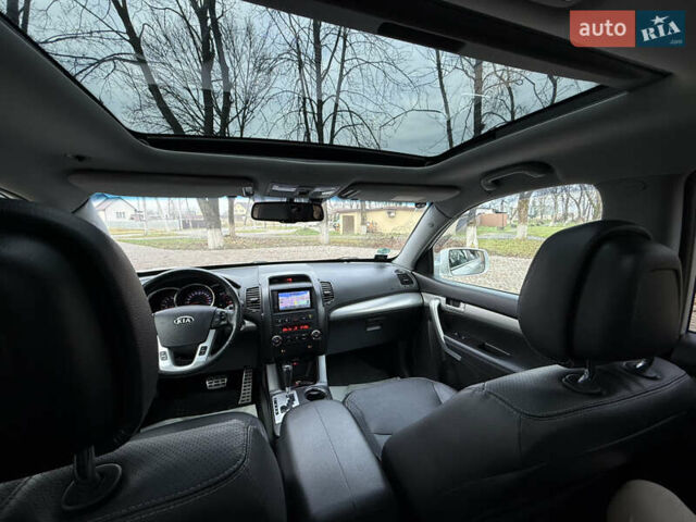 Сірий Кіа Соренто, об'ємом двигуна 2.2 л та пробігом 194 тис. км за 14000 $, фото 34 на Automoto.ua