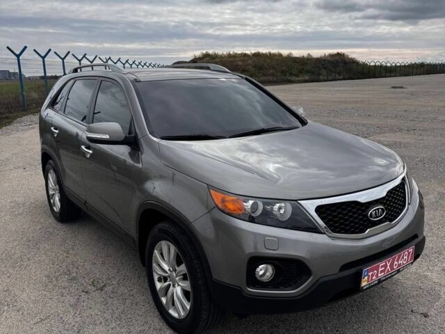 Серый Киа Соренто, объемом двигателя 0 л и пробегом 174 тыс. км за 14000 $, фото 12 на Automoto.ua