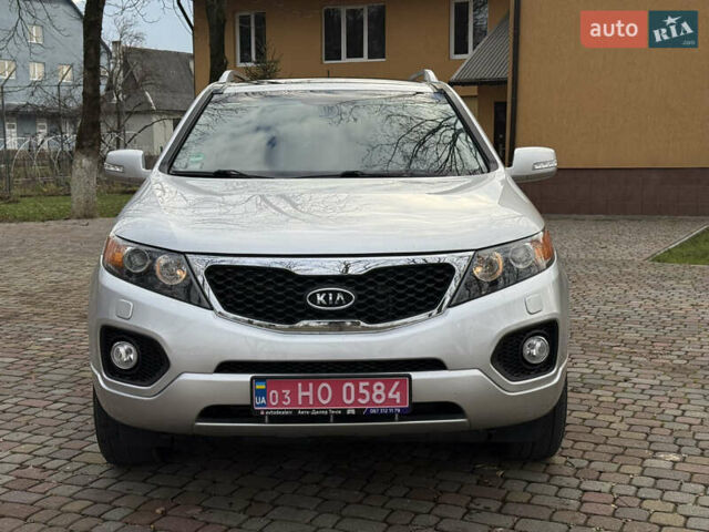Сірий Кіа Соренто, об'ємом двигуна 2.2 л та пробігом 194 тис. км за 14000 $, фото 6 на Automoto.ua