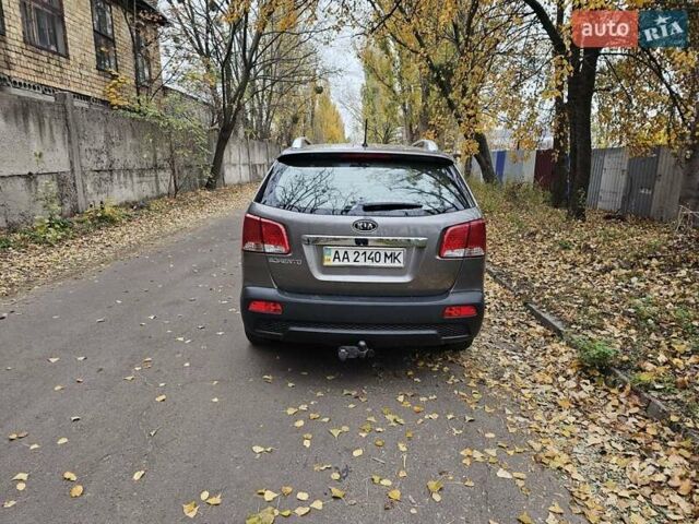 Серый Киа Соренто, объемом двигателя 2.4 л и пробегом 93 тыс. км за 15335 $, фото 12 на Automoto.ua