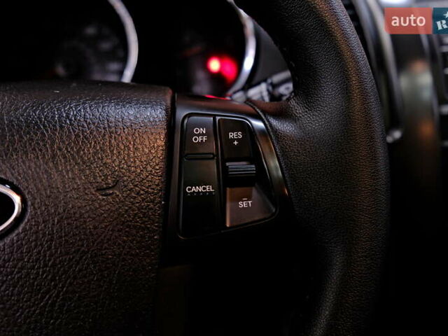 Серый Киа Соренто, объемом двигателя 2.4 л и пробегом 180 тыс. км за 11900 $, фото 25 на Automoto.ua