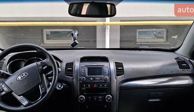 Сірий Кіа Соренто, об'ємом двигуна 2.36 л та пробігом 162 тис. км за 11500 $, фото 17 на Automoto.ua