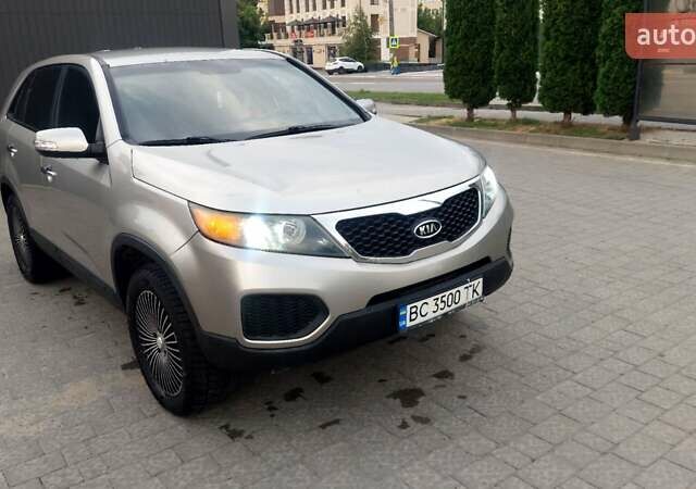 Сірий Кіа Соренто, об'ємом двигуна 2.36 л та пробігом 250 тис. км за 9200 $, фото 4 на Automoto.ua