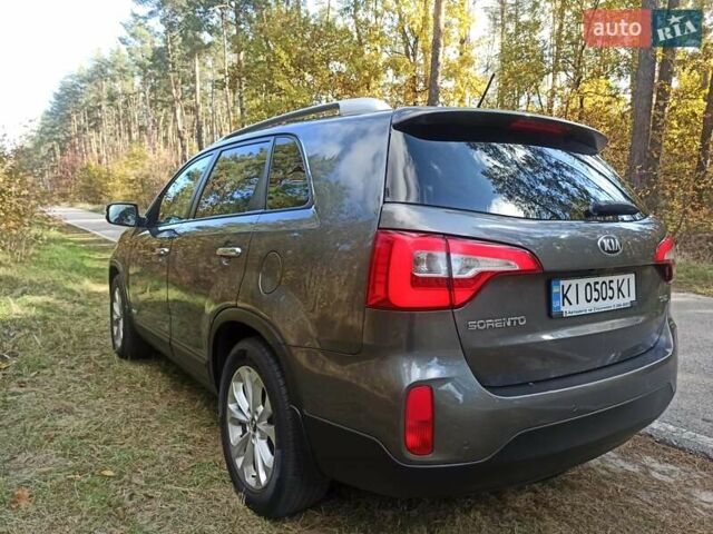 Сірий Кіа Соренто, об'ємом двигуна 2.2 л та пробігом 252 тис. км за 16300 $, фото 5 на Automoto.ua