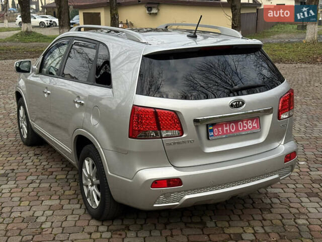 Сірий Кіа Соренто, об'ємом двигуна 2.2 л та пробігом 194 тис. км за 14000 $, фото 22 на Automoto.ua