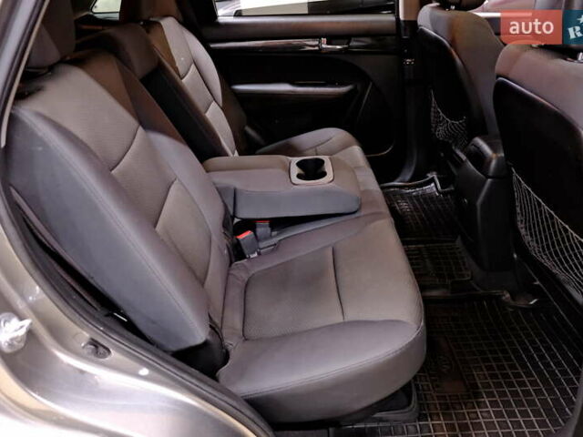 Серый Киа Соренто, объемом двигателя 2.4 л и пробегом 180 тыс. км за 11900 $, фото 36 на Automoto.ua