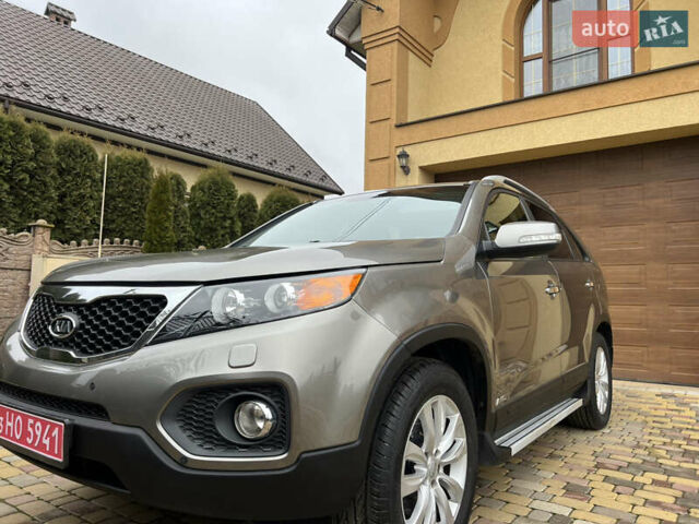Сірий Кіа Соренто, об'ємом двигуна 2.2 л та пробігом 210 тис. км за 13800 $, фото 11 на Automoto.ua