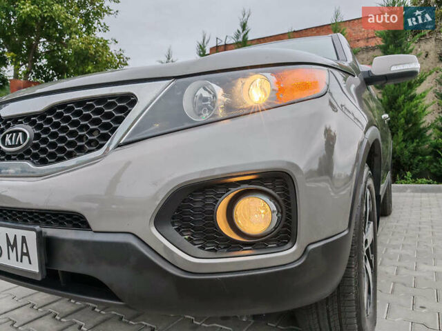 Серый Киа Соренто, объемом двигателя 2.2 л и пробегом 145 тыс. км за 15500 $, фото 24 на Automoto.ua
