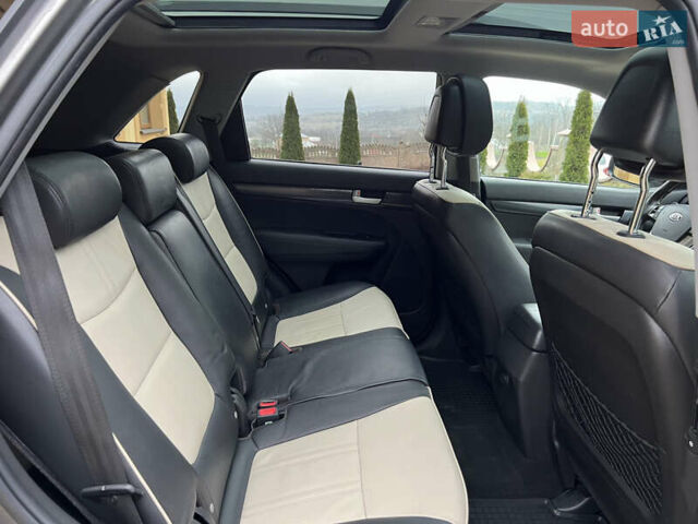 Сірий Кіа Соренто, об'ємом двигуна 2.2 л та пробігом 210 тис. км за 13800 $, фото 32 на Automoto.ua