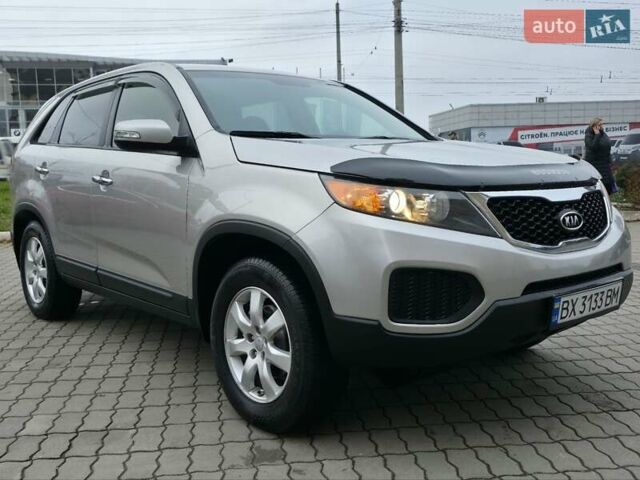 Сірий Кіа Соренто, об'ємом двигуна 2.4 л та пробігом 233 тис. км за 9999 $, фото 16 на Automoto.ua