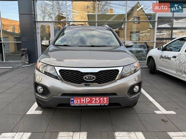 Сірий Кіа Соренто, об'ємом двигуна 2.2 л та пробігом 199 тис. км за 13600 $, фото 4 на Automoto.ua