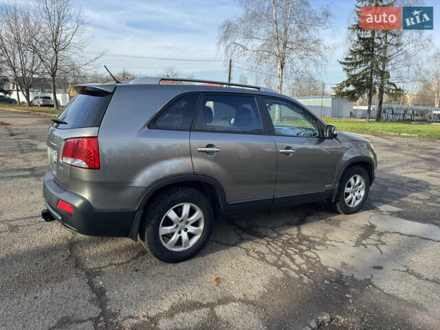 Серый Киа Соренто, объемом двигателя 2.2 л и пробегом 207 тыс. км за 12300 $, фото 9 на Automoto.ua