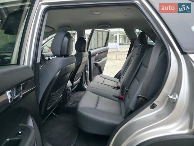 Сірий Кіа Соренто, об'ємом двигуна 2.4 л та пробігом 233 тис. км за 9999 $, фото 45 на Automoto.ua